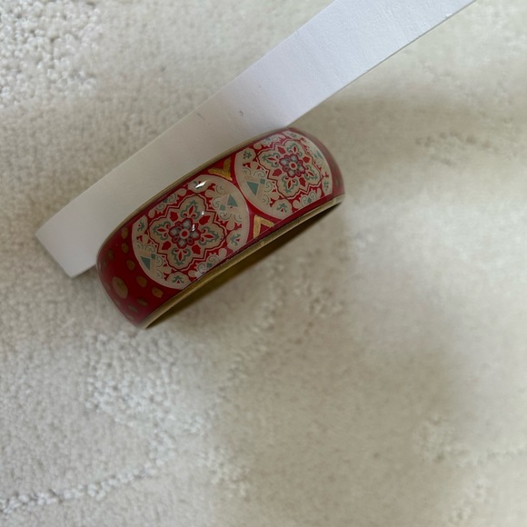 Vintage Two's Company Red White Design Brass Bracelet. (Made in India) Rare Boho - Picture 2 of 5